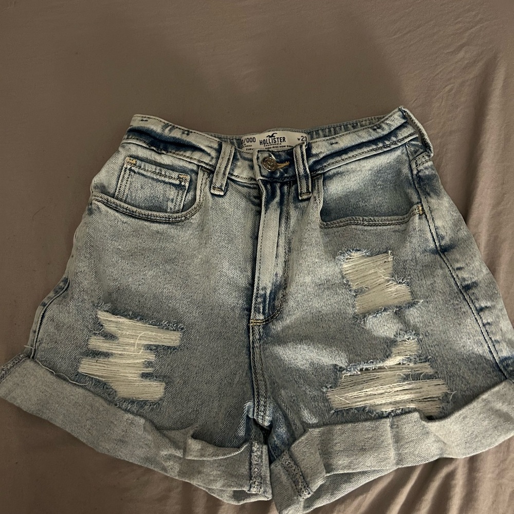 Hollister curvy ultra high rise mom shorts
